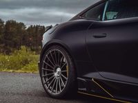 Gebraucht Jaguar F-Type R 575 PS (422 kW) 2023 Svo premium palette black Coupé