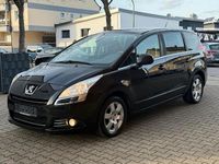 Gebraucht Peugeot 5008 111 PS (81 kW) 2013 Schwarz Van / Kleinbus