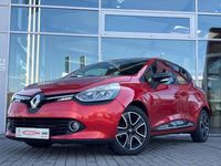 Gebraucht Renault Clio IV Dynamique 221 PS (162 kW) 2015 Rot Limousine