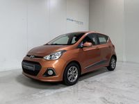 Gebraucht Hyundai i10 67 PS (49 kW) 2015 Orange Kleinwagen