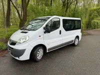 Gebraucht Opel Vivaro 114 PS (83 kW) 2011 Weiß Van / Kleinbus