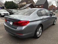 Gebraucht BMW 520 Sport Line 190 PS (139 kW) 2018 Blau Limousine
