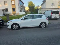 Gebraucht Mazda 3 105 PS (77 kW) 2009 Weiß Kleinwagen