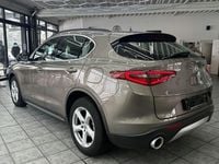 Gebraucht Alfa Romeo Stelvio Super 180 PS (132 kW) 2017 Grau SUV