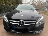 Gebraucht Mercedes C180 116 PS (85 kW) 2015 Schwarz Limousine