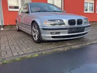 Gebraucht BMW 320 Basis 150 PS (110 kW) 2000 Silber Limousine