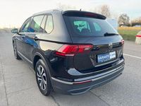 Gebraucht VW Tiguan Active 150 PS (110 kW) 2022 Schwarz SUV