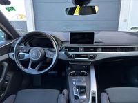 Gebraucht Audi A4 Ambiente 150 PS (110 kW) 2019 Grau Kombi