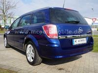 Gebraucht Opel Astra Edition 116 PS (85 kW) 2009 Blau metallic Kombi