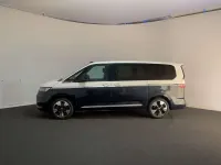 Gebraucht VW Multivan Life 150 PS (110 kW) 2026 Blau Van / Kleinbus