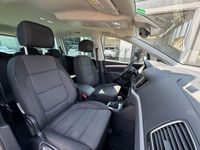 Gebraucht VW Sharan Comfortline 150 PS (110 kW) 2019 Weiß Van / Kleinbus