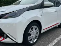 Gebraucht Toyota Aygo X-play 69 PS (50 kW) 2017 Weiß Kleinwagen