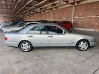 Gebraucht Mercedes E290 Avantgarde 129 PS (94 kW) 1998 Silber Limousine