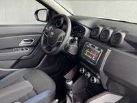 Gebraucht Dacia Duster Celebration 101 PS (74 kW) 2020 Weiss / / uni SUV