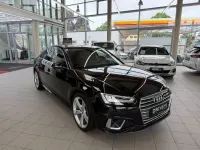 Używany Audi A4 S-Line 150 KM (110 kW) 2019 Czarny Sedan/Limuzyna