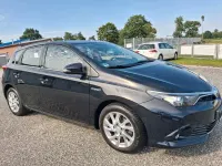 Gebraucht Toyota Auris Hybrid Edition-S 99 PS (72 kW) 2016 Schwarz Limousine
