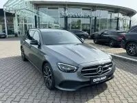 Gebraucht Mercedes E200 Avantgarde 197 PS (144 kW) 2023 Lack selenitgrau Kombi