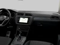 Używany VW Tiguan Active 150 KM (110 kW) 2022 Srebrny SUV