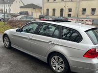 Gebraucht BMW 320 177 PS (130 kW) 2007 Silber Kombi