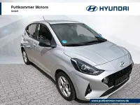 Gebraucht Hyundai i10 GO! 67 PS (49 kW) 2023 Sleek silver metallic Kleinwagen