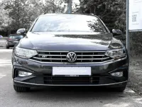 Gebraucht VW Passat Business 190 PS (139 kW) 2023 Grau Kombi