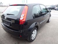 Gebraucht Ford Fiesta Ambiente 69 PS (50 kW) 2007 Schwarz Kleinwagen