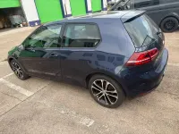 Gebraucht VW Golf VII LOUNGE 125 PS (91 kW) 2015 Blau Limousine