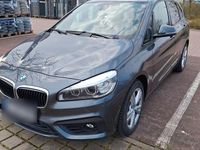 Gebraucht BMW 218 Active Tourer 150 PS (110 kW) 2015 Grau Van / Kleinbus