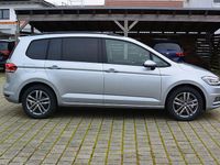 Neu VW Touran Edition 150 PS (110 kW) 2026 Silber Van / Kleinbus