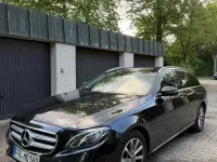 Gebraucht Mercedes E220 194 PS (142 kW) 2017 Schwarz Kombi