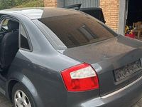 Gebraucht Audi A4 131 PS (96 kW) 2003 Silber Limousine