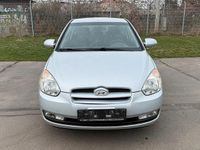 Gebraucht Hyundai Accent 97 PS (71 kW) 2007 Silber Limousine