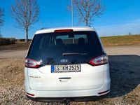 Gebraucht Ford Galaxy Titanium 210 PS (154 kW) 2017 Weiß Van / Kleinbus