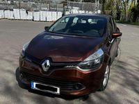 Second-hand Renault Clio IV Expression 75 CP (55 kW) 2014 Berlinǎ