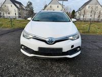 Gebraucht Toyota Auris Hybrid 100 PS (73 kW) 2017 Weiß Kombi