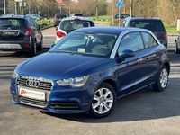 Gebraucht Audi A1 Attraction 86 PS (63 kW) 2011 Scubablau Kleinwagen