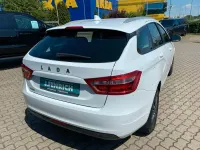 Gebraucht Lada Vesta 106 PS (77 kW) 2019 Weiß Kombi