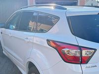 Gebraucht Ford Kuga ST-Line 180 PS (132 kW) 2019 Weiß SUV