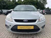 Gebraucht Ford Focus Style 80 PS (58 kW) 2009 Silber Limousine