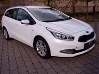 Gebraucht Kia Ceed 128 PS (94 kW) 2015 Weiß Kleinwagen