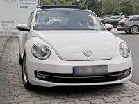 Gebraucht VW Beetle Design 105 PS (77 kW) 2012 Weiß Kleinwagen
