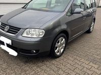 Gebraucht VW Touran 105 PS (77 kW) 2006 Grau Van / Kleinbus