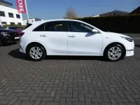 Usado Kia Ceed Vision 140 CV (102 kW) 2025 Blanco Utilitario