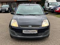 Gebraucht Ford Fiesta Ambiente 60 PS (44 kW) 2007 Blau Kleinwagen