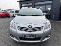 Gebraucht Toyota Verso Edition 147 PS (108 kW) 2011 Grau Van / Kleinbus
