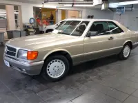 Gebraucht Mercedes S420 224 PS (164 kW) 1989 Gold