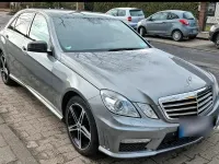 Gebraucht Mercedes E220 170 PS (125 kW) 2012 Grau Limousine