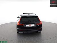 Gebraucht Volvo V60 Plus 253 PS (186 kW) 2022 Onyx black Kombi