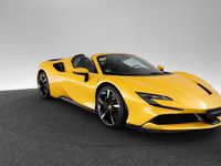 Gebraucht Ferrari SF90 999 PS (734 kW) 2022 Gelb Cabrio