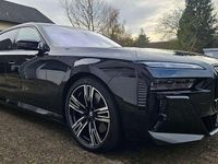 Gebraucht BMW 760 M Performance 571 PS (419 kW) 2023 Black sapphire metallic Limousine
